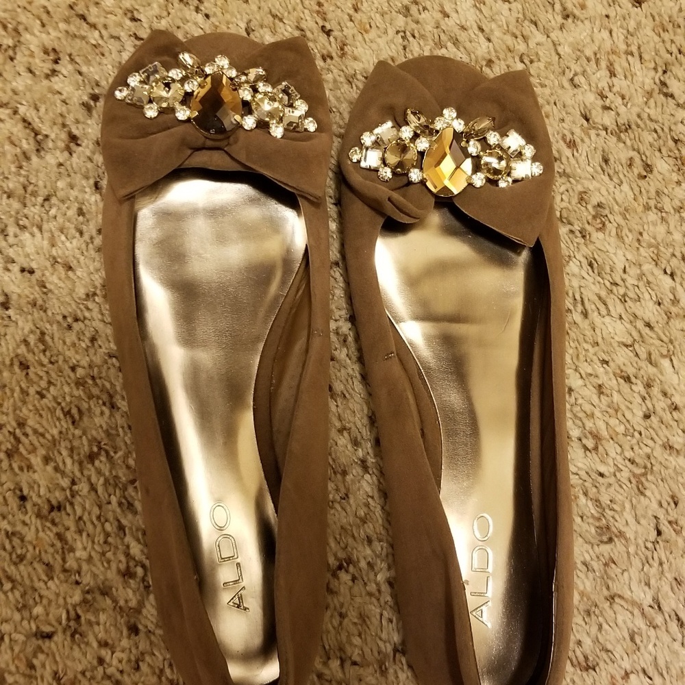 Flats - Picture 3 of 3